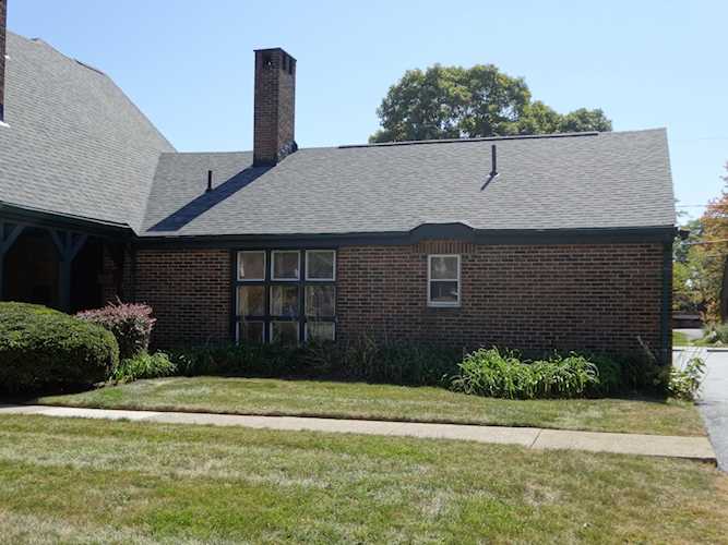 For Sale: $253,000 A condo for sale for sale at 1545 Longeaton Drive Columbus, OH 43220 - Franklin. MLS 223031093 - This move-in-ready beautifully updated 3 bedroom 2 bathroom ranch condo in Upper Arlington with a... Photo 1