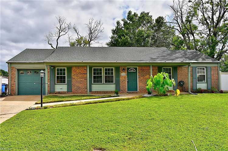 6105 Charlecote Circle Virginia Beach, VA 23464