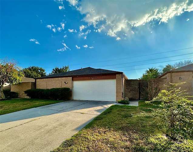 12135 Swords Creek Rd Houston, TX 77067