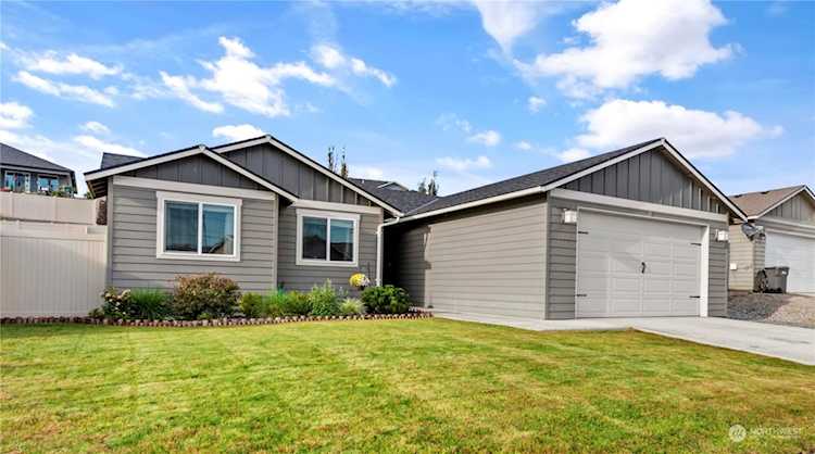 2169 Maryhill St SE East Wenatchee, WA 98802 | MLS® 2165666 Photo 1