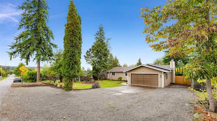 2809 St Clair St Bellingham, WA 98226