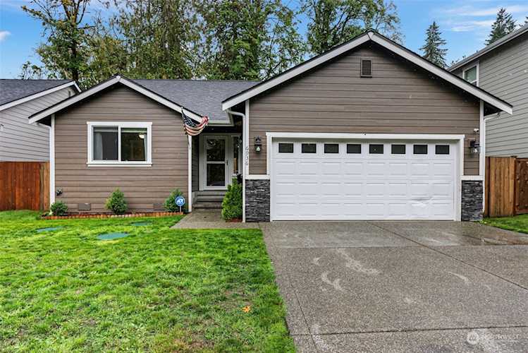 6936 E Apogee St Port Orchard, WA 98366
