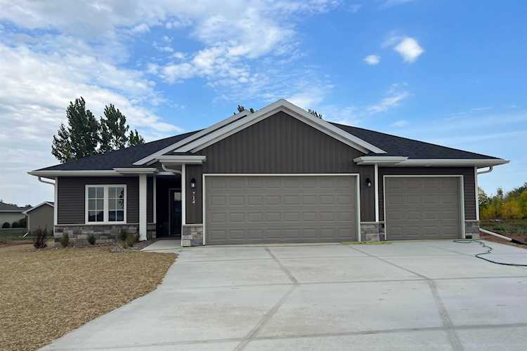714 Tambour Ct De Pere, Town of Lawrence, WI 54115