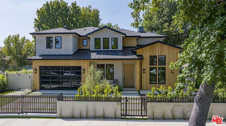 4839 Vista Del Monte Ave Sherman Oaks, CA 91403