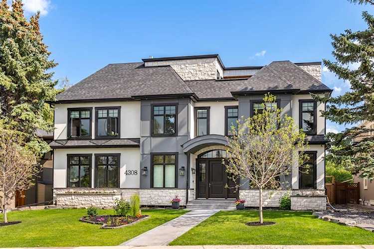 4308 Coronation Dr SW Calgary, AB T2S 1M2