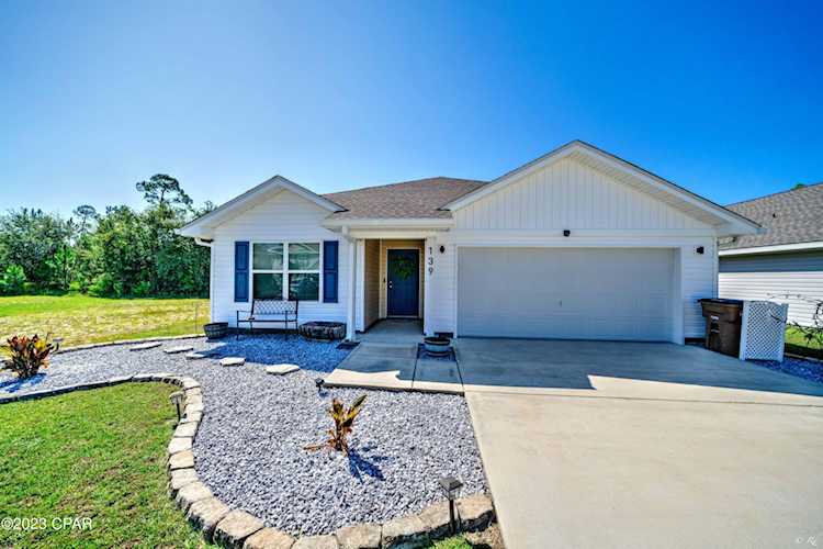 139 Crenshaw St Southport, FL 32409