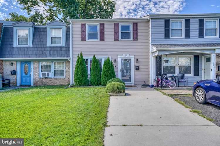624 Shore Dr Joppa, MD 21085