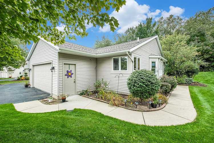 2688 NW Rolling Ridge Ln in Walker, MI Photo 1