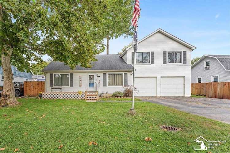 3311 Elmwood in Frenchtown Twp, MI Photo 1