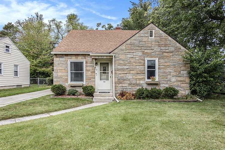917 NE Eleanor St in Grand Rapids, MI Photo 1