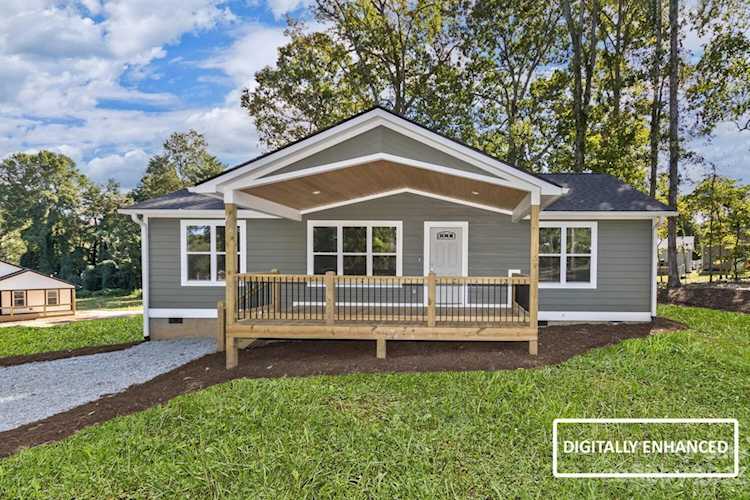 42 Barbara Stepp Ln East Flat Rock, NC 28726 | MLS 4073334 Photo 1