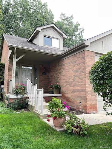 53959 Birchwood in Shelby Twp, MI Photo 1