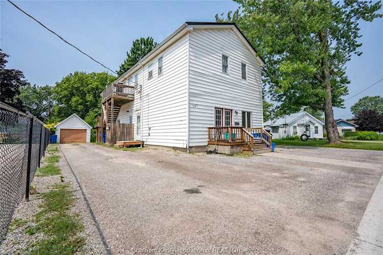 567 Duncan St Wallaceburg, ON N8A 4E9