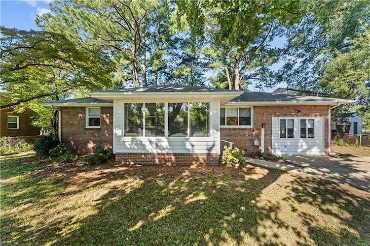 429 West Ln Virginia Beach, VA 23454