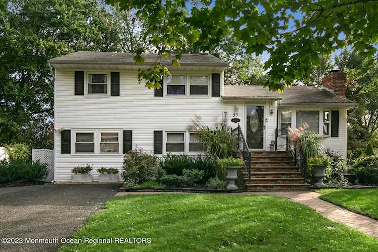37 Walnut Ave Red Bank, NJ 07701 | MLS 22326972 Photo 1