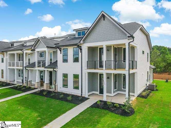 1317 S Pinot Road Duncan, SC 29334