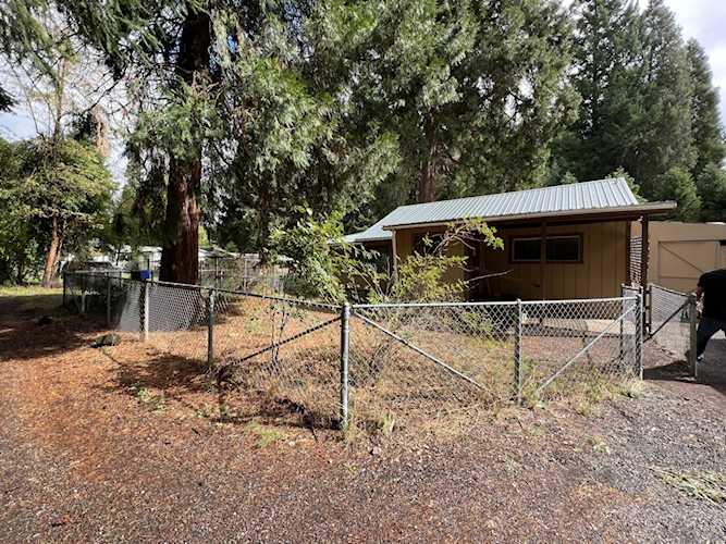 324 Salter Ln Prospect, OR 97536
