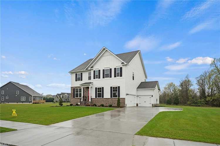 4313 Edgewater Ln Suffolk, VA 23435