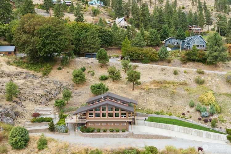 14576 Marshal Place Chelan, WA 98816