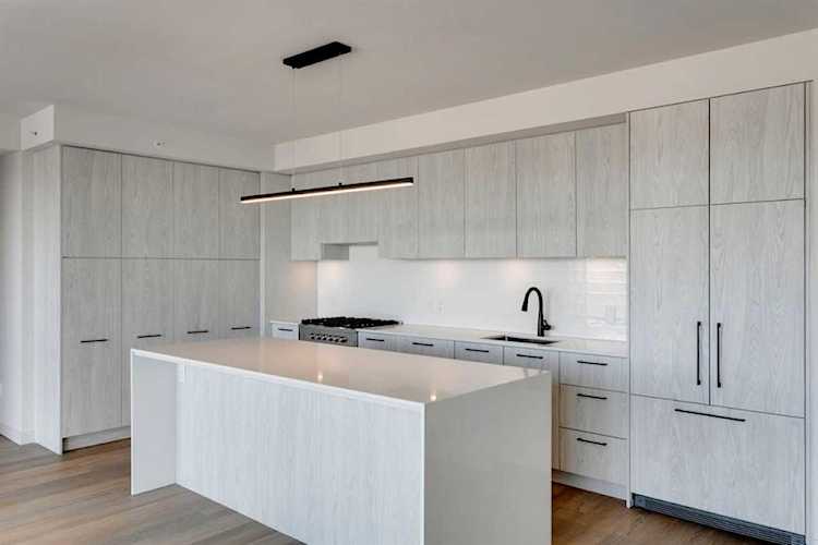1107 Gladstone Rd NW #1001 Calgary, AB T2N 1W1