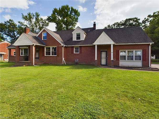 2213 Ferndale Rd Chesapeake, VA 23323