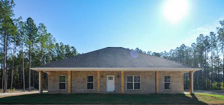 61 Grace Lane Sturgis, MS 39769