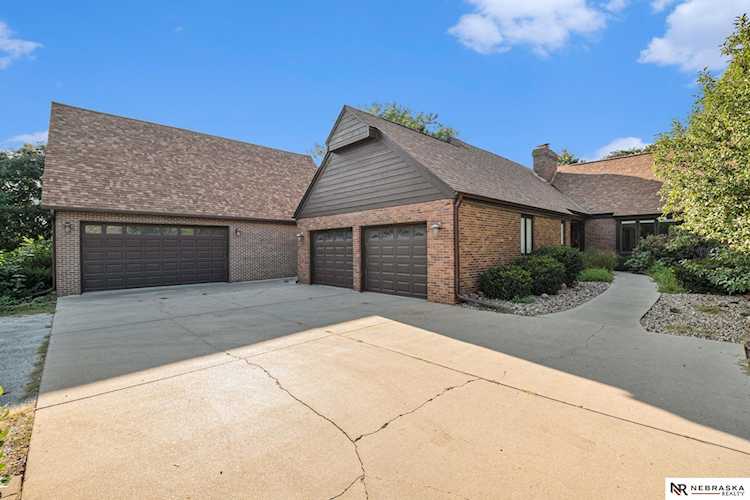 4601 Pagoda Ln Lincoln, NE 68516