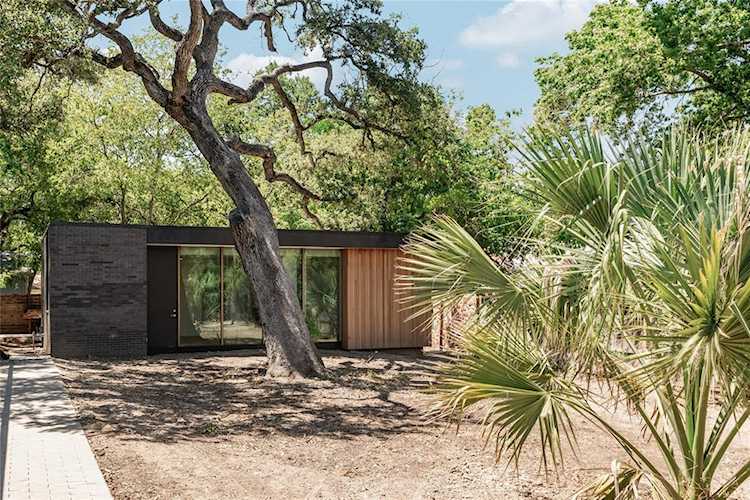 1206 Garner Ave Austin, TX 78704