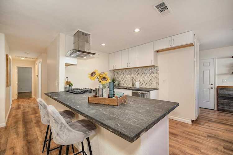 6351 Eldon Avenue Loomis, CA 95650