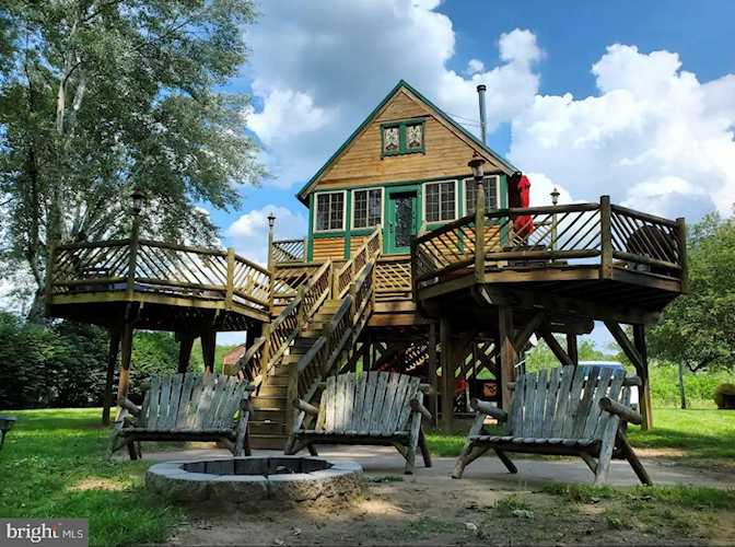 1431 Fort Stover Rd Luray, VA 22835