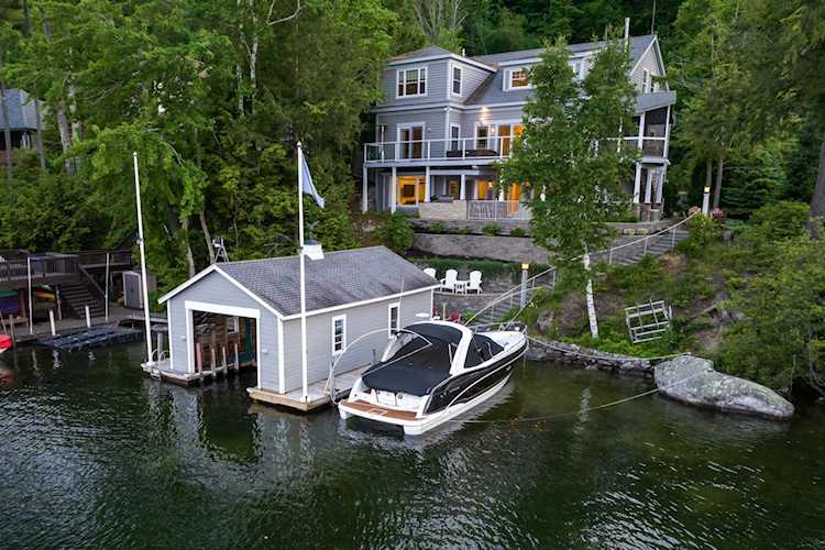 134 Black Point Rd Alton, NH 03810