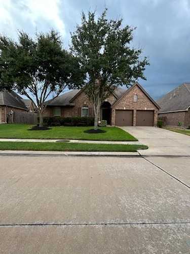 13706 Cutler Springs Ct Pearland, TX 77584