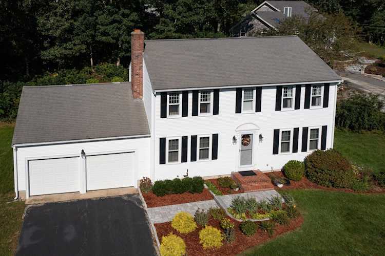 2 Andrew Road Sagamore Beach, MA 02562