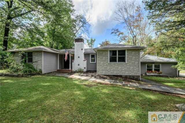 9 Windy Bush Lane Sparta, NJ 07871