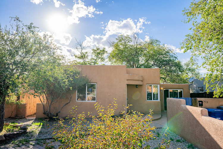 503 Vassar Dr SE Albuquerque, NM 87106