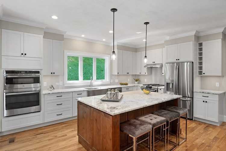 16 Norway Farms Dr Norfolk, MA 02056