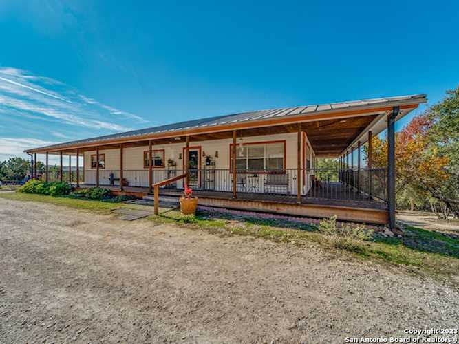 2080 Casa Sierra Canyon Lake, TX 78133