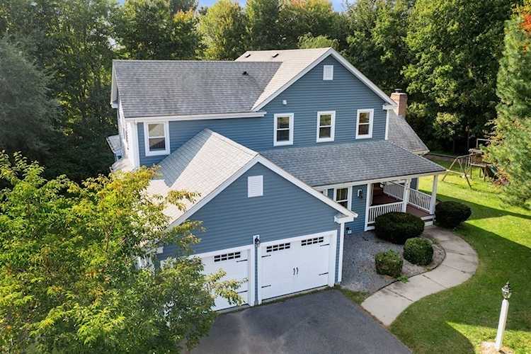 574 Osgood St North Andover, MA 01845