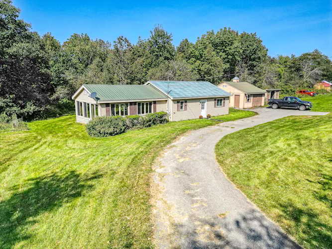 20 Lawrence Rd Dresden, ME 04342 | MLS 1573487 Photo 1