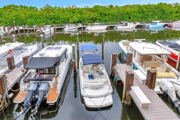 663 Casa Loma Boulevard Boynton Beach, FL 33435