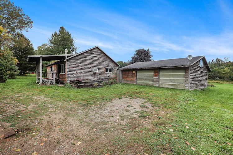 4605 W Sidney Rd Sidney, MI 48885 MLS 23136294