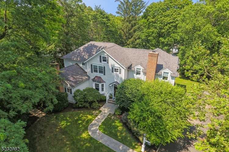 16 Tulip Ln Short Hills, NJ 07078 | MLS 3856522 Photo 1