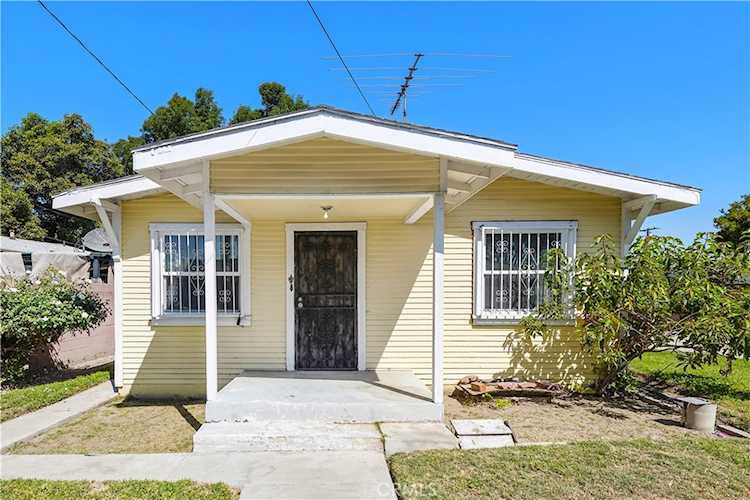 12225 Meadow Dr Artesia, CA 90701