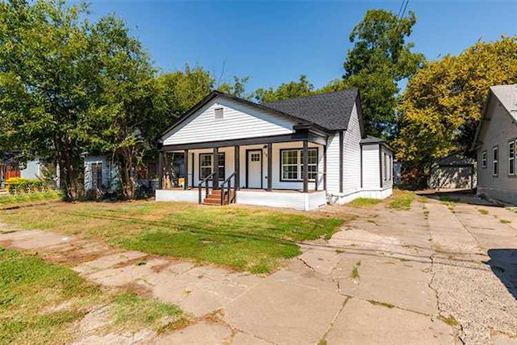 1017 E Lamar Street Sherman, TX 75090
