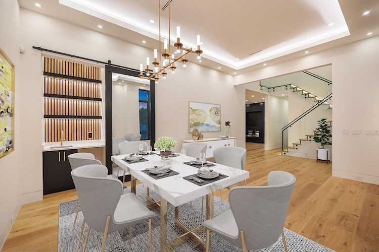 8689 Tunis Place Surrey, BC V3S 4Y6