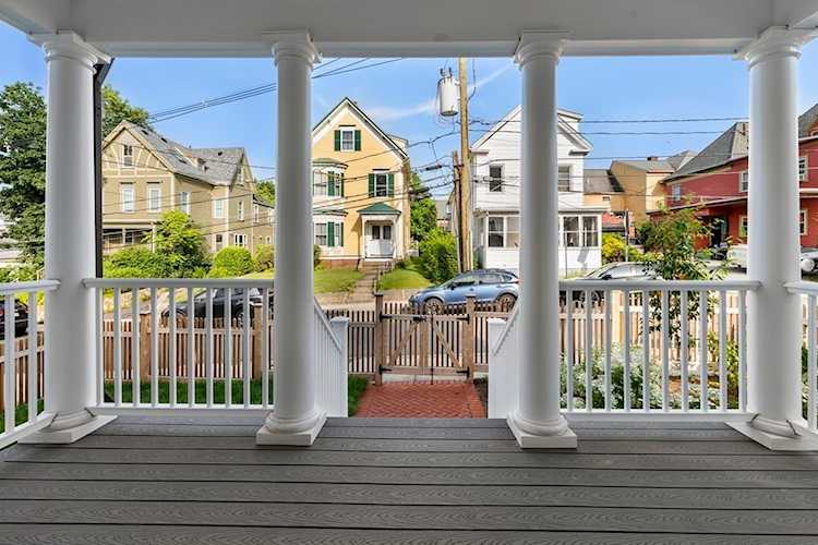 10 Sycamore St #10 Somerville, MA 02143