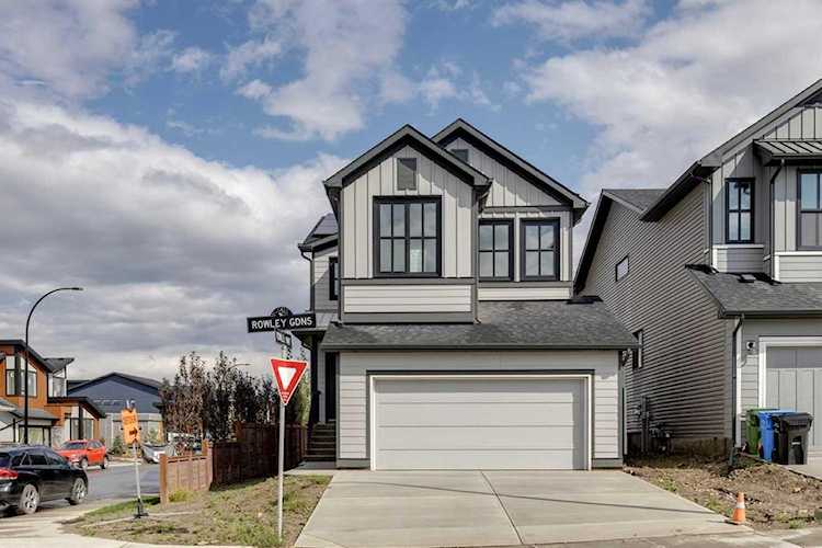 6 Rowley Gardens NW Calgary, AB T3L2M4