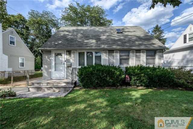 24 Benson Lane Hamilton, NJ 08610