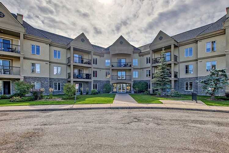 30 Cranfield Link SE #209 Calgary, AB T3M 0C4
