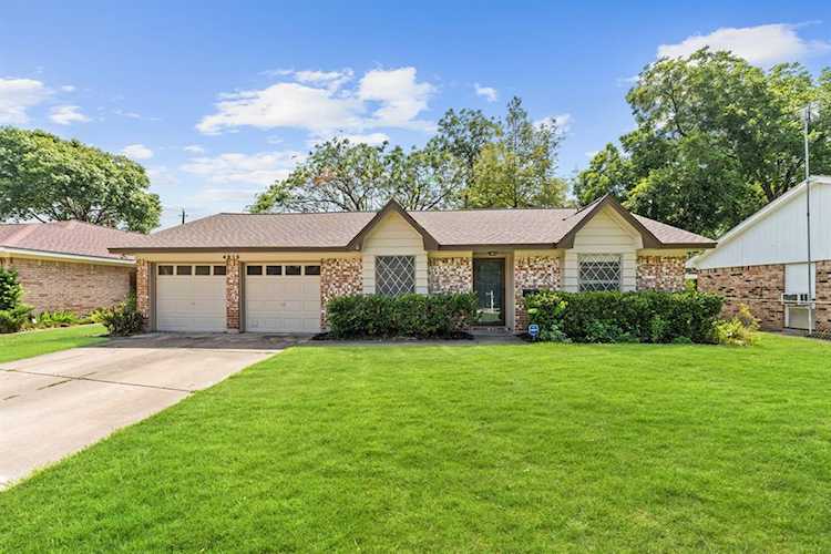 4210 Birchton St Houston, TX 77080